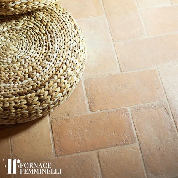 offerta pavimento artigianale in cotto di castel viscardo