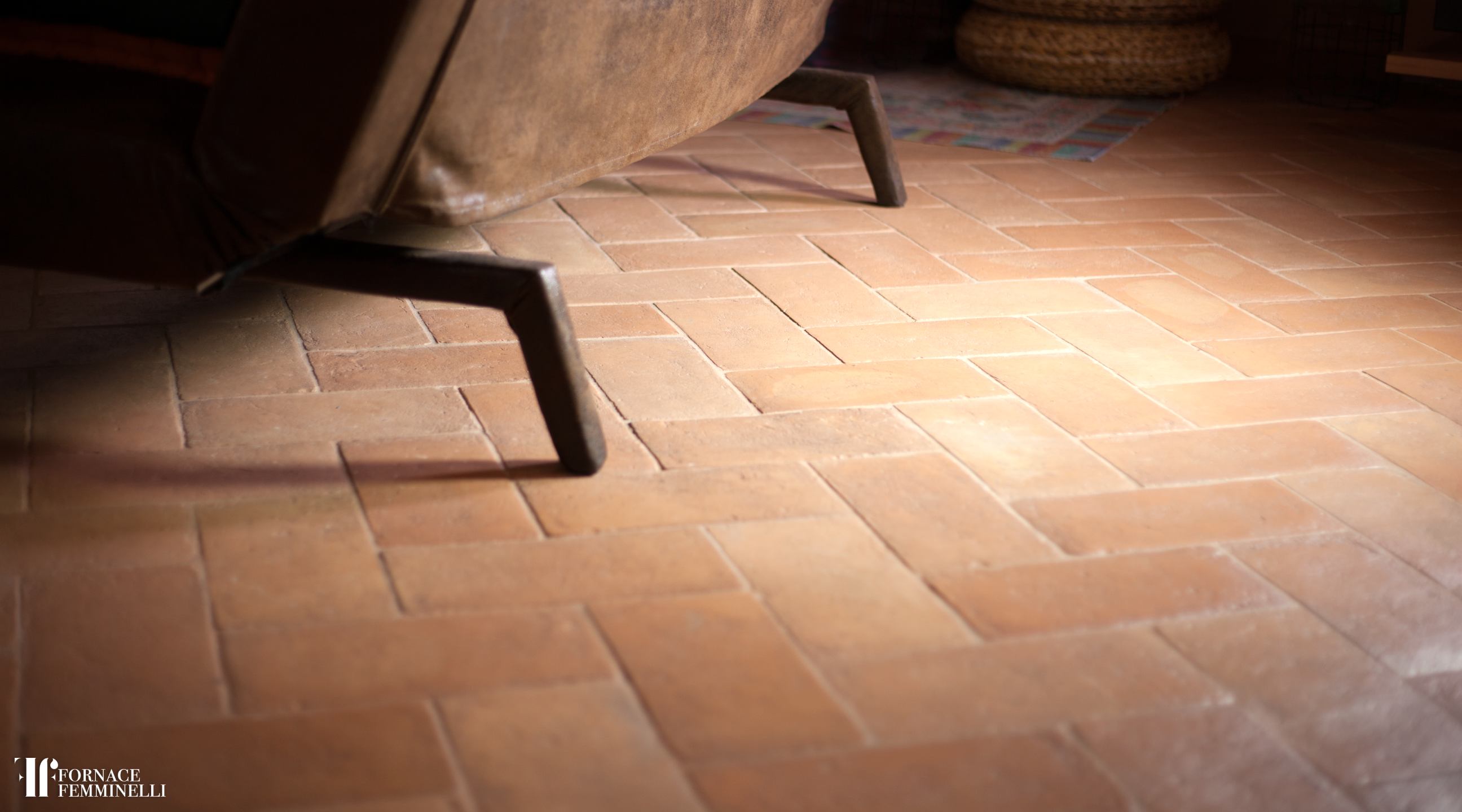 pavimenti interni in cotto formato rettangolare finitura Anticata con trattamento cerato